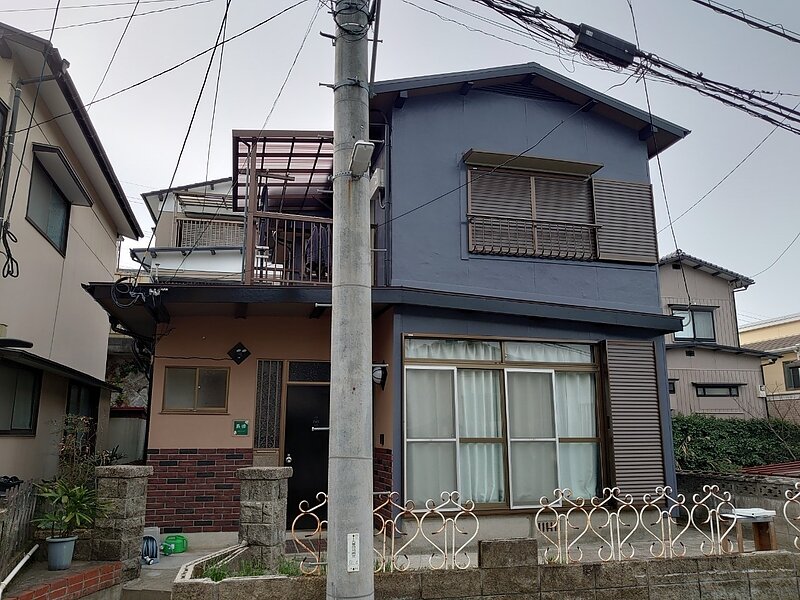 外壁塗装工事・雨戸交換　三原　T様邸